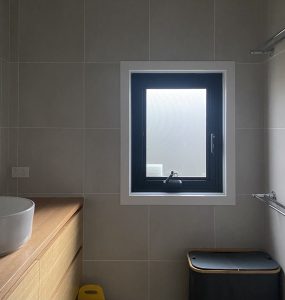 Bathroom window for ventilation